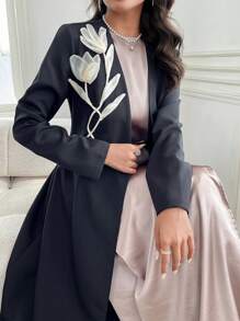 Al Najma 1 件女士 3D 花朵装饰长袍，单纽扣，优雅长款全长奢华适度长袖长袍，适合晚会/婚礼嘉宾/周年纪念，长袍 - 黑色 - 查看 3
