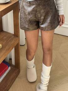 Aloruh 女士时尚宽松高腰扎染 PU 短裤 - 卡其色 - 查看 3