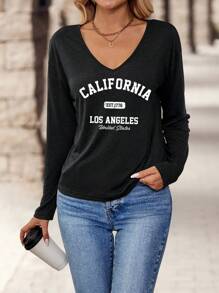 EMERY ROSE Camiseta de manga larga con cuello en V, de corte holgado y estampado gráfico de texto de California, para mujer de talla grande, apta para otoño e invierno