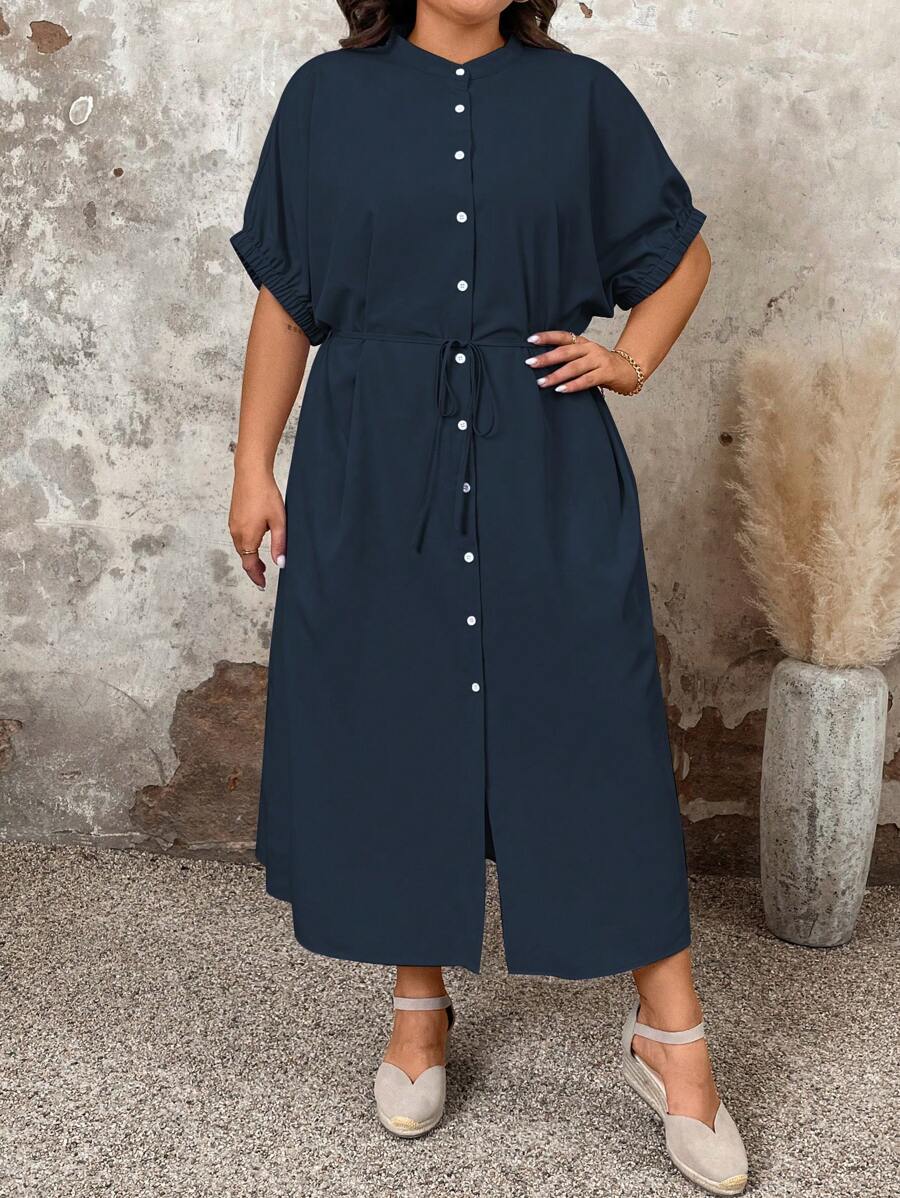 SHEIN LUNE Vestido casual de corte recto de manga corta con botones delanteros, talla grande, unicolor - Azul Marino - Ver 1