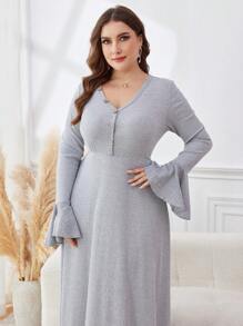 Mulvari Plus Size Women's Solid V-Neck Flare Long Elegant Dress, Spring/Autumn