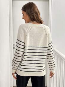 SHEIN Frenchy Suéter casual de cuello de tripulación a rayas con mangas raglán para mujeres, otoño e invierno