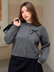 Dazy Petite Plus Cardigan de malha plus size de cor sólida com decoração de laço, primavera e outono, para inverno, roupas femininas de outono - Cinza - Ver 8