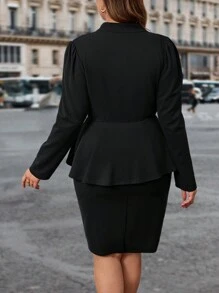 SHEIN Clasi Tailleur elegante da donna, completo con blazer a maniche lunghe con volant in colore unito e gonna a matita, abbigliamento da lavoro per taglie forti - nero - Visualizzare 2