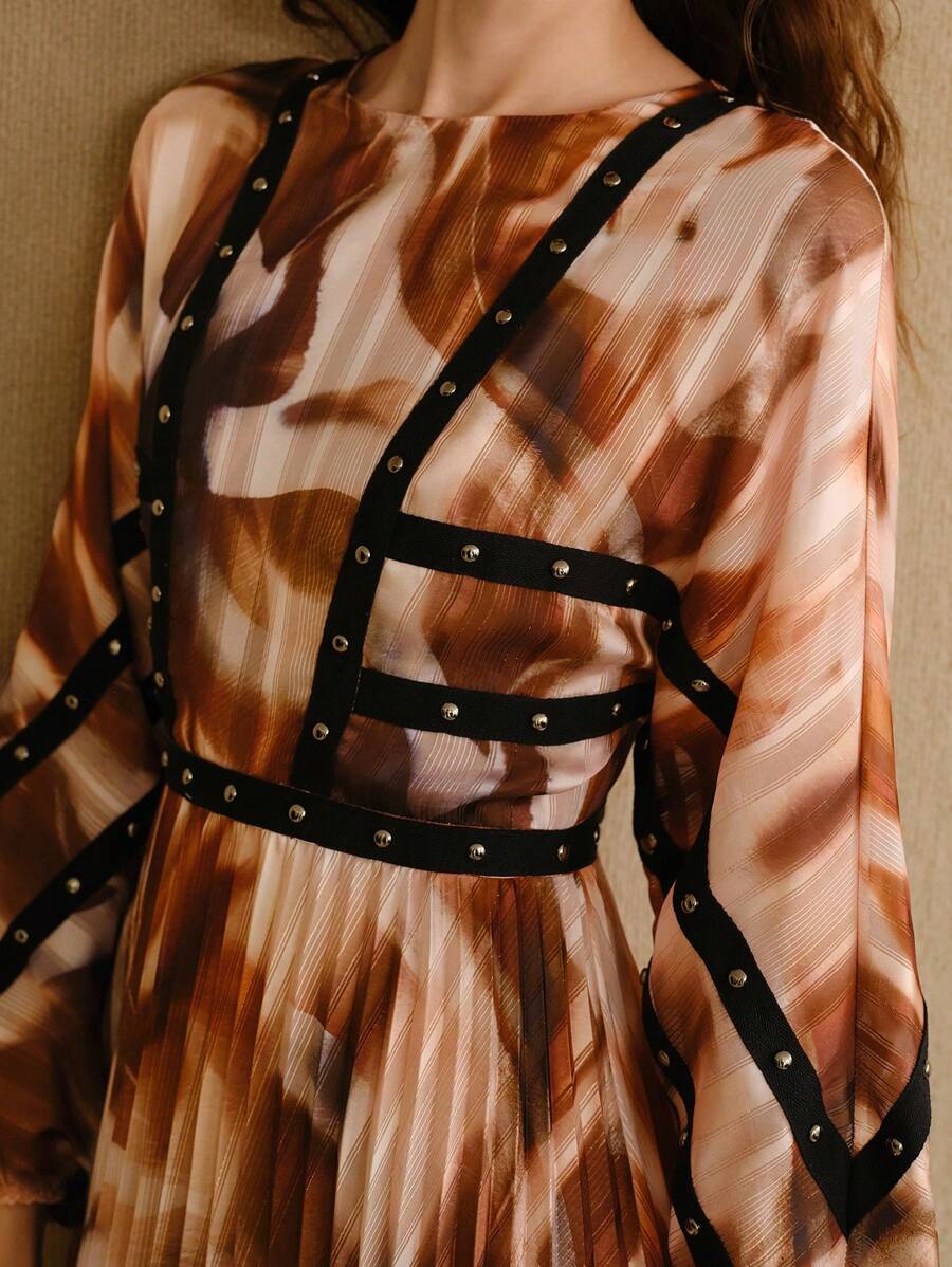 MOTF STUDIO STUDDED PATCHWORK BISHOP SLEEVE PLEATED DRESS - Coffee Brown - View 2