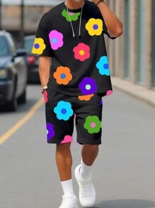 Manfinity Homme Bộ 2 áo thun cổ tròn tay ngắn in họa tiết hoa toàn thân và quần short cho nam - màu đen - Xem 1