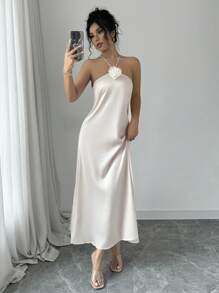 Selianne Đầm Maxi Cổ Chữ V Thanh Lịch Trang Trí Hoa 3D Bằng Sa Tanh Eo Cao Cho Nữ - Màu be - Xem 1