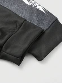 Manfinity Roghcode Bộ 2 món áo nỉ trùm đầu in chữ và quần nỉ rút dây thường ngày cho nam - Nhiều màu - Xem 6