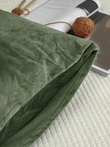 2件装橄榄绿秋冬保暖加厚水晶绒法兰绒枕套，纯色日式简约风格，超级柔软透气，适合日常生活、宿舍、床上用品、酒店、家居装饰（不含枕芯），适用于双人床、大床、特大床 - 橄欖綠 - 查看 4