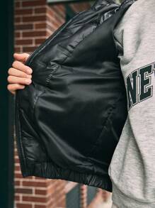 SHEIN Abrigo casual acolchado con capucha con cremallera y textura para niño preadolescente