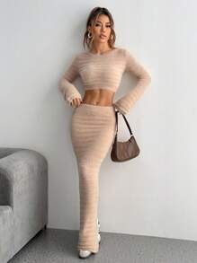 SHEIN Black Friday x Star Picks Flirla Bộ 2 món áo len cổ tròn lót nhiệt mềm mại tối giản màu kaki dành cho nữ và chân váy chữ A, thường ngày cho mùa thu/đông - Màu Khaki - Xem 3