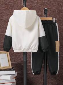 SHEIN 2 件套年轻男孩撞色连帽半拉链夹克和口袋裤休闲装 - 米色 - 查看 2