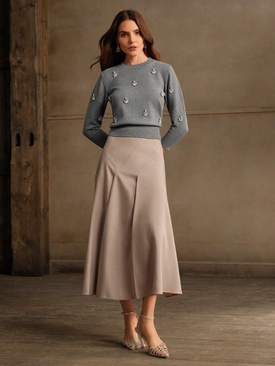Anewsta Handmade Crystal Velvet Commuter Christmas Round Neck Long Sleeve Women Winter Sweater