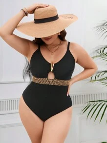 Swim Chiccia Summer Beach Plus Stitch Detail Cut Out One Piece Swimsuit - Black - View 1