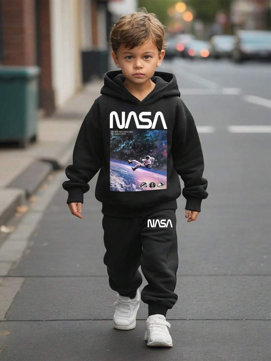 SHEIN Leap Crew 2pcs Hooded Sweatshirt & Pants Set, Casual Astronaut Print, Loose Fit, Warm For Young Boys, Autumn/Winter - Black - View 1