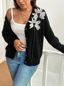 SHEIN Franclia 秋冬季大码休闲 3D 花卉装饰开衫 - 黑色 - 查看 7