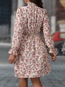 SHEIN Clasi Plus Size Women's Ditsy Floral Ruffle Trim Collar Long Sleeve Elegant Dress