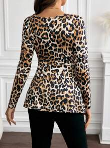 SHEIN Maternity Leopard Print V-Neck Long Sleeve Fashion T-Shirt, Spring/Autumn