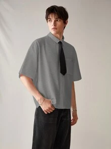 Manfinity VCAY 纯色纽扣前口袋休闲梭织衬衫