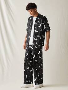 Manfinity VCAY Bộ đồ vest nam 2 món thời trang giản dị, rộng rãi, in họa tiết Halloween, áo sơ mi tay ngắn và quần cạp chun - màu đen - Xem 2