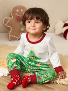 SHEIN 2 pezzi/set Completi natalizi per bambini maschi - Maglietta a manica lunga con collo tondo casual e pantaloni della tuta con stampa albero di Natale, morbidi e comodi per autunno/inverno