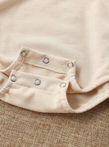 女婴休闲时尚可爱花卉渐变彩色标语印花长袖连体衣