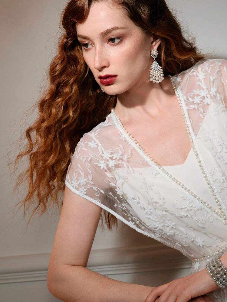 The Great Gatsby x MOTF EMBROIDERY MESH OVERLAY FAUX PEARL TRIM 2 IN 1 DRESS