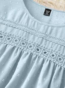 SHEIN LUNE Plus Size Solid Color Crew Neck Short Sleeve Casual Jacquard Shirt