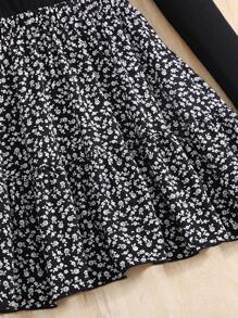 SHEIN Teen Girl's Black Ditsy Floral Knitted Vest Patchwork A-Line Vacation Casual Dress