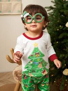 SHEIN 2 pezzi/set Completi natalizi per bambini maschi - Maglietta a manica lunga con collo tondo casual e pantaloni della tuta con stampa albero di Natale, morbidi e comodi per autunno/inverno