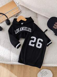 SHEIN 2 piezas Conjunto de sudadera con capucha corta con estampado de letras negras lindas y vestido camisero para niñas bebés, otoño/invierno