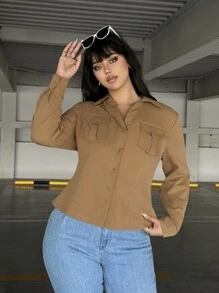 Flirla 大码纯色休闲长袖衬衫，带口袋和前开口，适合所有季节 - 駝色 - 查看 2