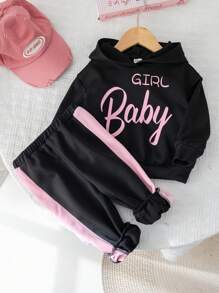 SHEIN 2 件装女婴可爱字母图案拼色连帽运动衫和松紧腰裤套装，秋冬装 - 黑色 - 查看 4