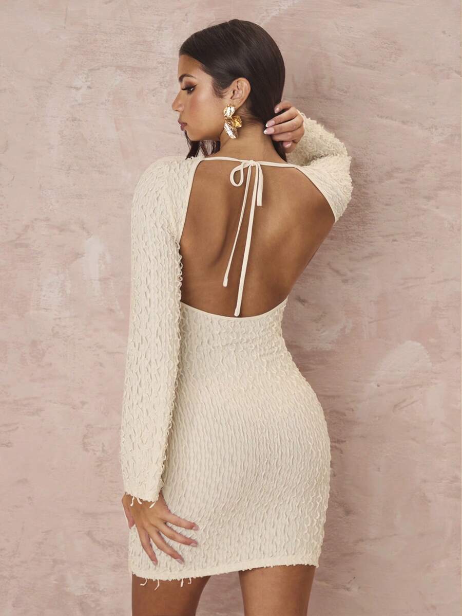SHEIN X  Ignacia Antonia Zolique Vestido mini sexy de fiesta con espalda abierta para mujer, de manga larga, cuello redondo, unicolor, ajustado al Body, de otoño - Albaricoque - Ver 1
