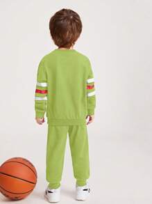 SHEIN 2 件套年轻男孩条纹字母印花圆领长袖运动衫和裤子休闲装，春秋季 - 軍綠色 - 查看 2