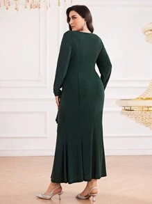 Modelyn 大码 V 领长袖褶皱荷叶边下摆纯色连衣裙长款晚礼服 - 綠色 - 查看 2