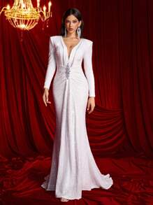 Glamrae Elegant Cream-White Deep V-Neck Mesh Splice Shoulder Padded Long Sleeve Ruched Front Luxury Rhinestone Decorated Swinging Fishtail Hem Evening Gown, Formal Prom Dress, For Wedding Guest, Graduation, Dinner Party Dress
