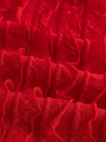 SHEIN Essnce 女士休闲时尚红色纯色针织方领无袖简约修身弹力荷叶边背心 番茄女孩纹理红色休闲背心 红色背心 卡哇伊背心 复古生菜边饰褶皱背心 外出背心 秋季女装啦啦队服装 圣诞节万圣节上衣 - 紅色 - 查看 4