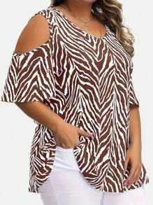 SHEIN LUNE 大码女式斑马纹露肩短袖休闲 T 恤图案 T 恤女式上衣 - 棕色 - 查看 1