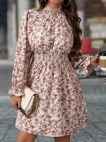SHEIN Clasi Plus Size Women's Ditsy Floral Ruffle Trim Collar Long Sleeve Elegant Dress