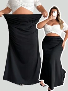 SHEIN CURVE+ 大码简约休闲褶饰鱼尾下摆半身裙 - 黑色 - 查看 1