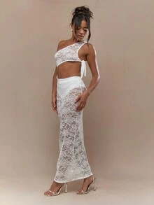 MISSGUIDED 不对称透视蕾丝单肩镂空结饰长连衣裙 - 白色 - 查看 4