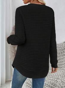 SHEIN LUNE Sudadera informal cómoda y blanca con cuello redondo a cuadros, bajo curvo y aberturas laterales, manga larga, para otoño/invierno - Negro - Ver 2