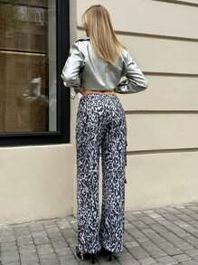 SHEIN Essnce Autumn Women's Leopard Print Overalls Straight-Leg Trousers With Adjustable Leggings, Daily Casual, Fashionable Street, Airport Wear, Back-To-School Season Wear, Autumn Women's Wear, Leopard Print Clothing,  Sister Wear - Grey - View 2
