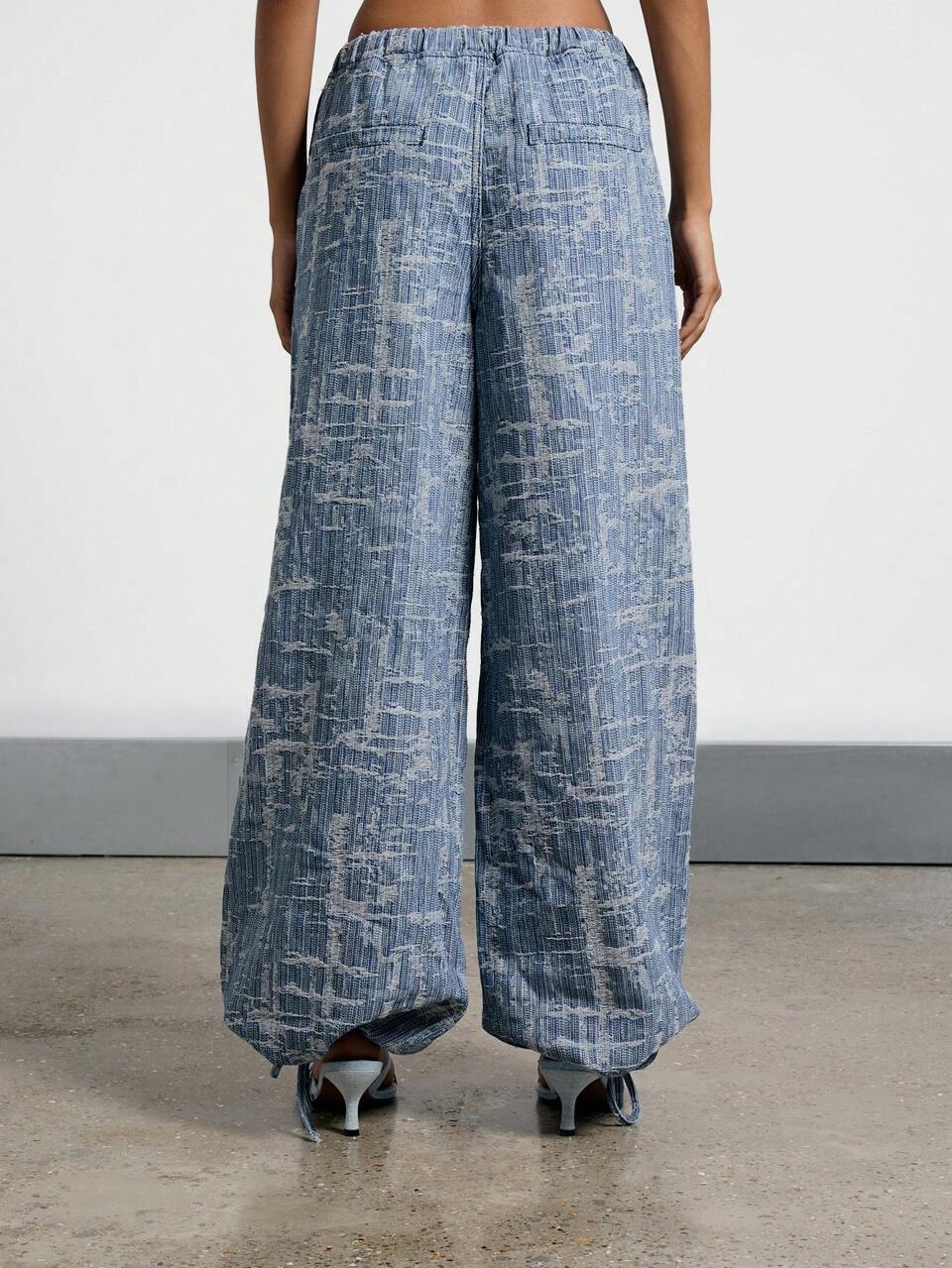 AiiRZ Washed Low Rise Parachute Baggy Jeans
