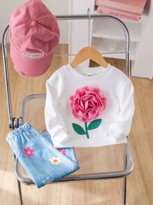 SHEIN Leap Crew 2 件装女婴可爱白色花卉刺绣运动衫和蓝色花卉松紧腰裤套装，秋冬 - 白色 - 查看 9