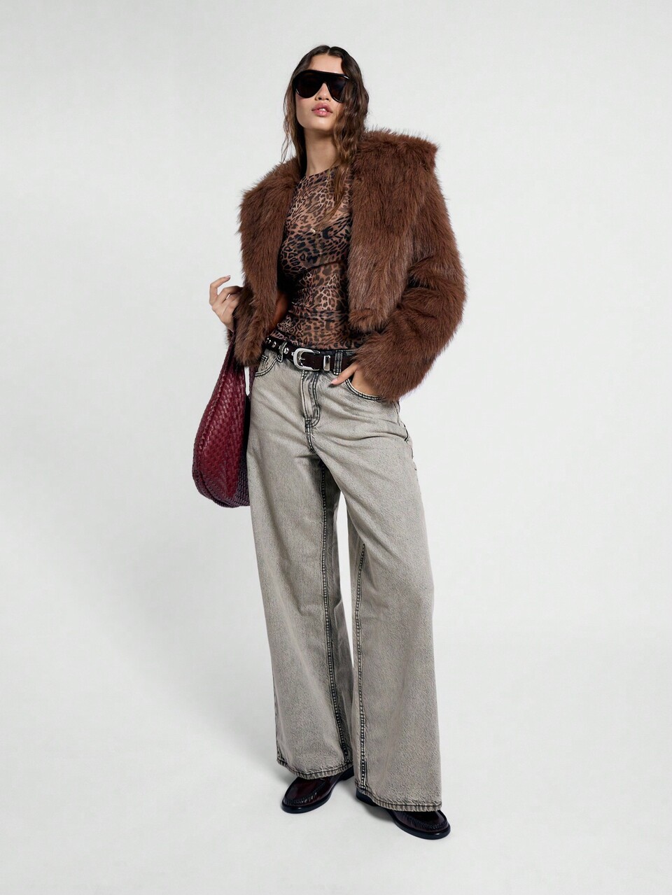 Top de Manga Longa Transparente com Estampa de Leopardo, Gola Redonda e Ajustada
