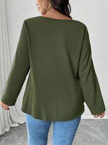 Calvaya 大码圆领长袖休闲衬衫，带下摆和蝴蝶结装饰，适合外出和通勤 - 軍綠色 - 查看 2