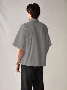 Manfinity VCAY 纯色纽扣前口袋休闲梭织衬衫