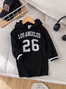 SHEIN 2 piezas Conjunto de sudadera con capucha corta con estampado de letras negras lindas y vestido camisero para niñas bebés, otoño/invierno